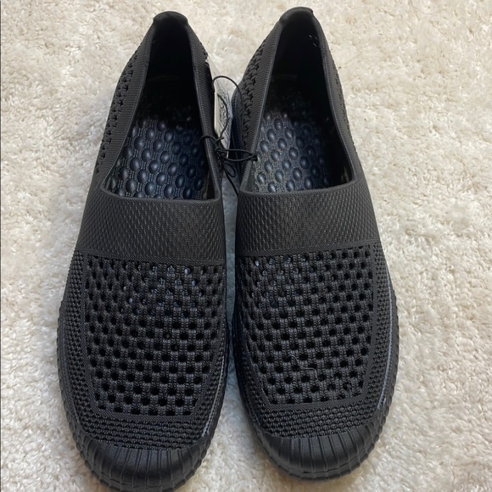 Layer 8 Mens Slip-on Lightweight Waterproof Flexible Walking Sneaker Shoe Sz 11
